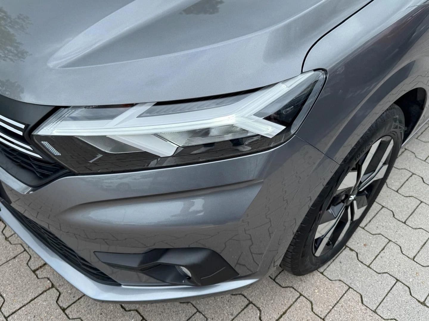 Dacia Sandero Expression — 19