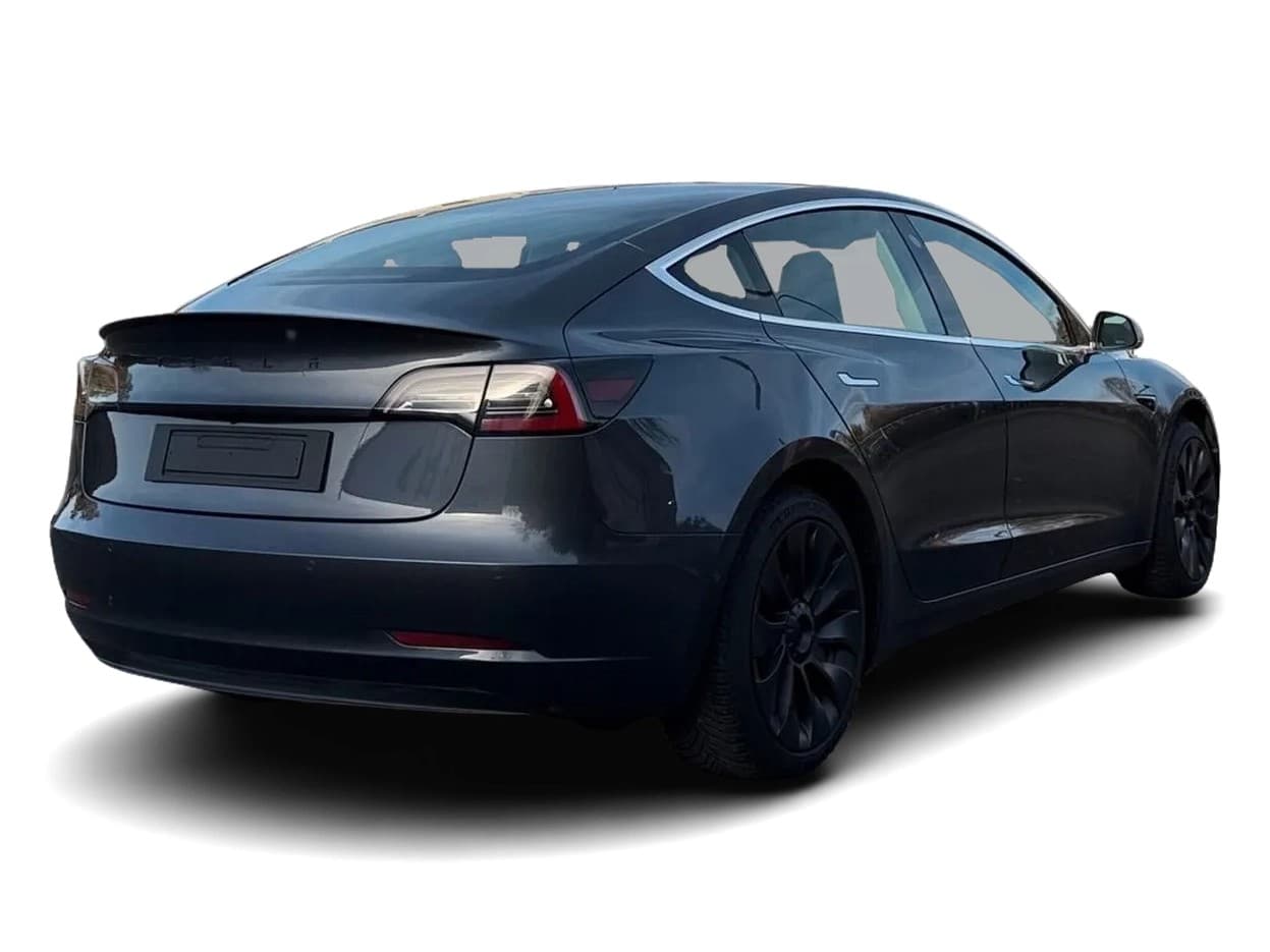 Tesla Model 3 Long Range Dual AWD — 7