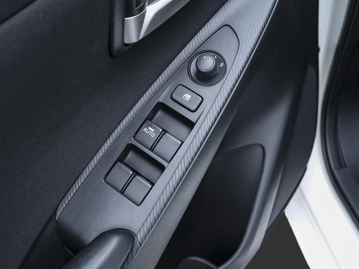 Mazda 2 1.5 SKYACTIV-G 75 BT ZV — 8