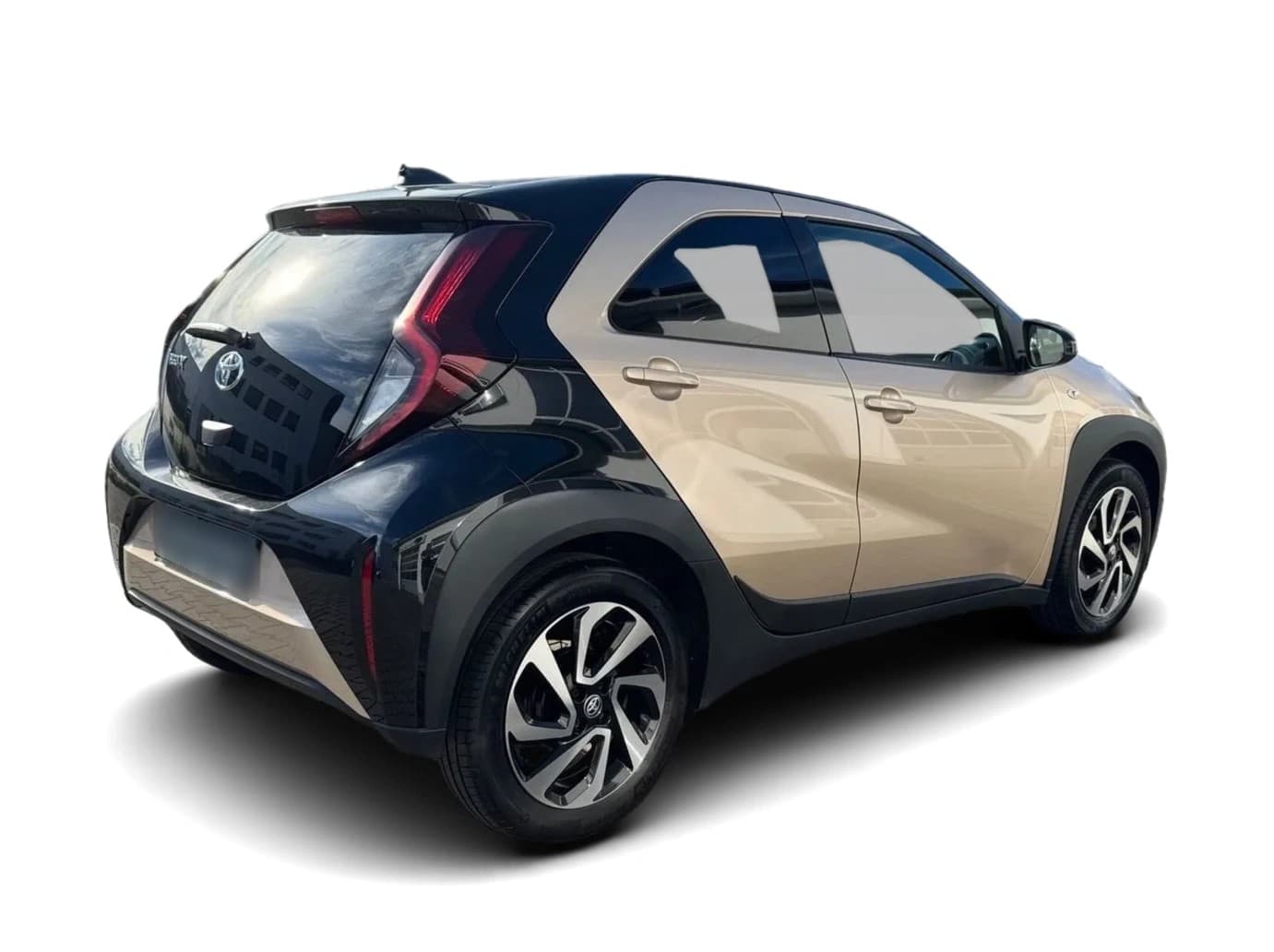 Toyota Aygo X — 10
