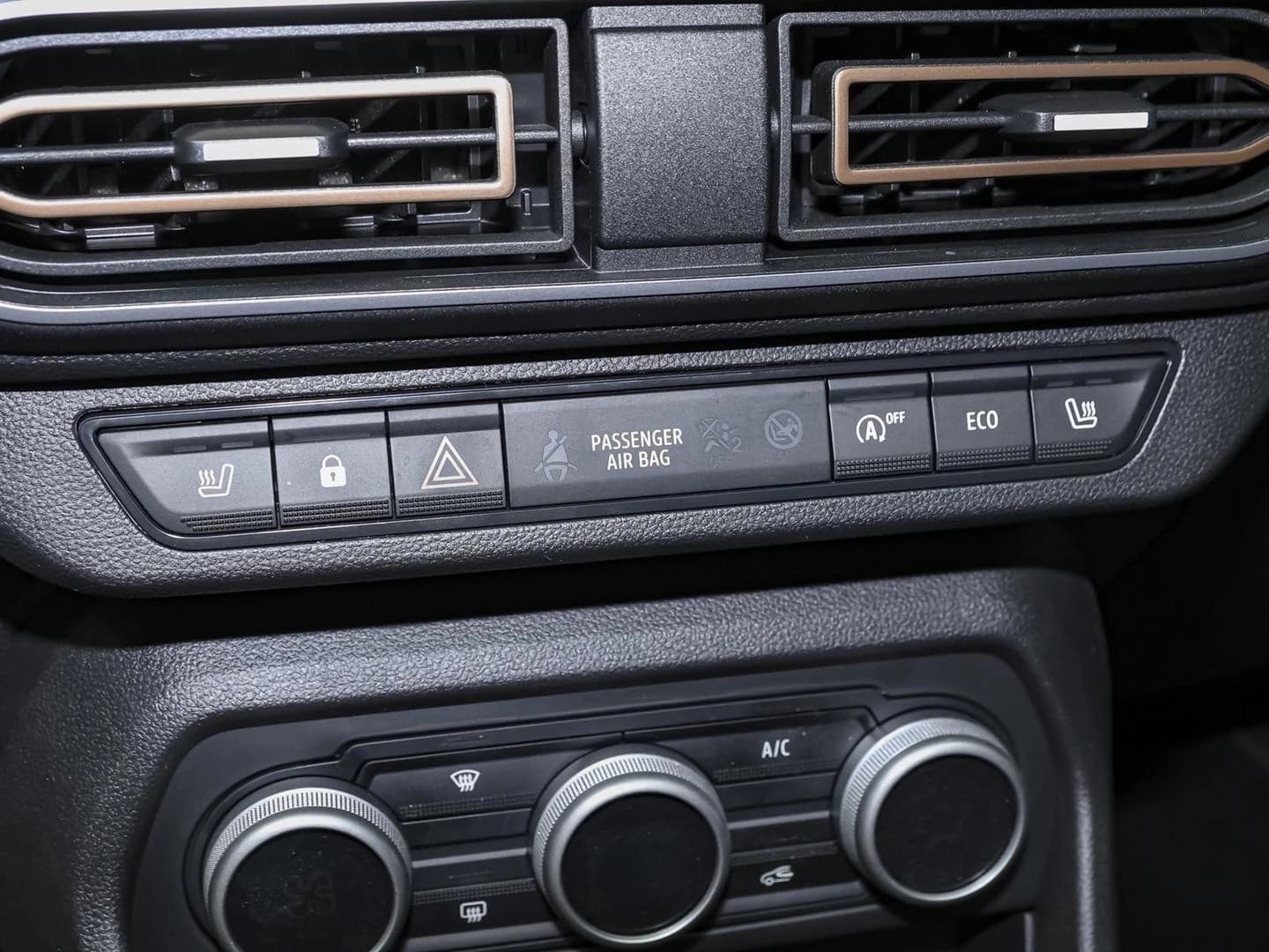 Dacia Jogger Extreme ECO-G 100 NAVI SHZ PDC KLIMA ZV — 10