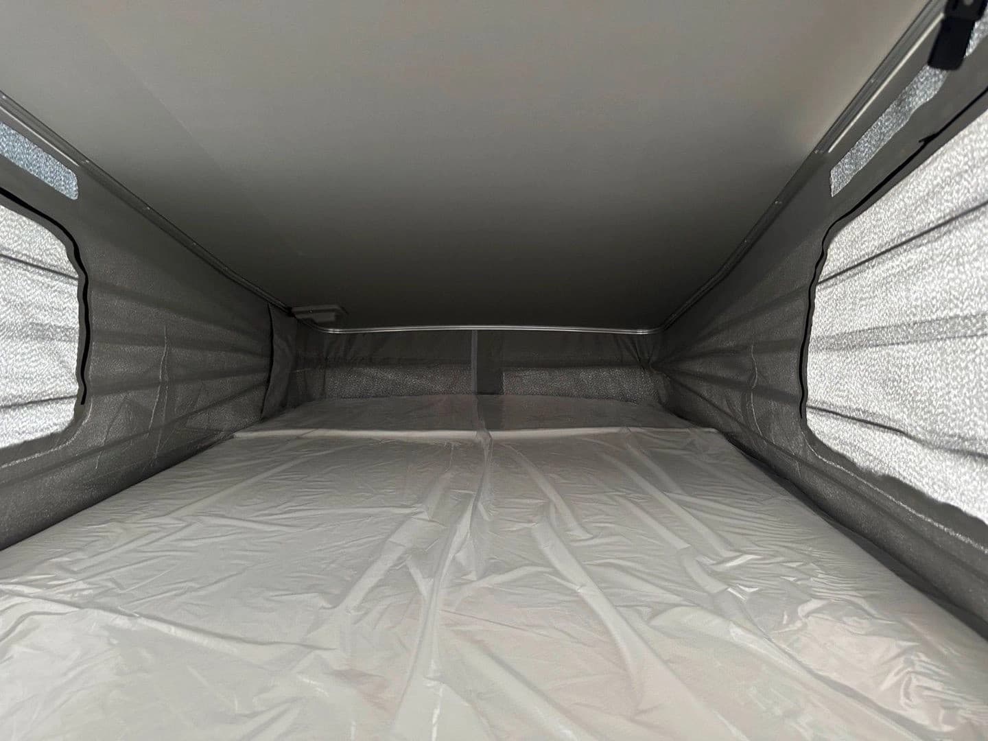 Ford Tourneo Custom Nugget L1 Titanium Camper PV-Anlage, Markise — 10