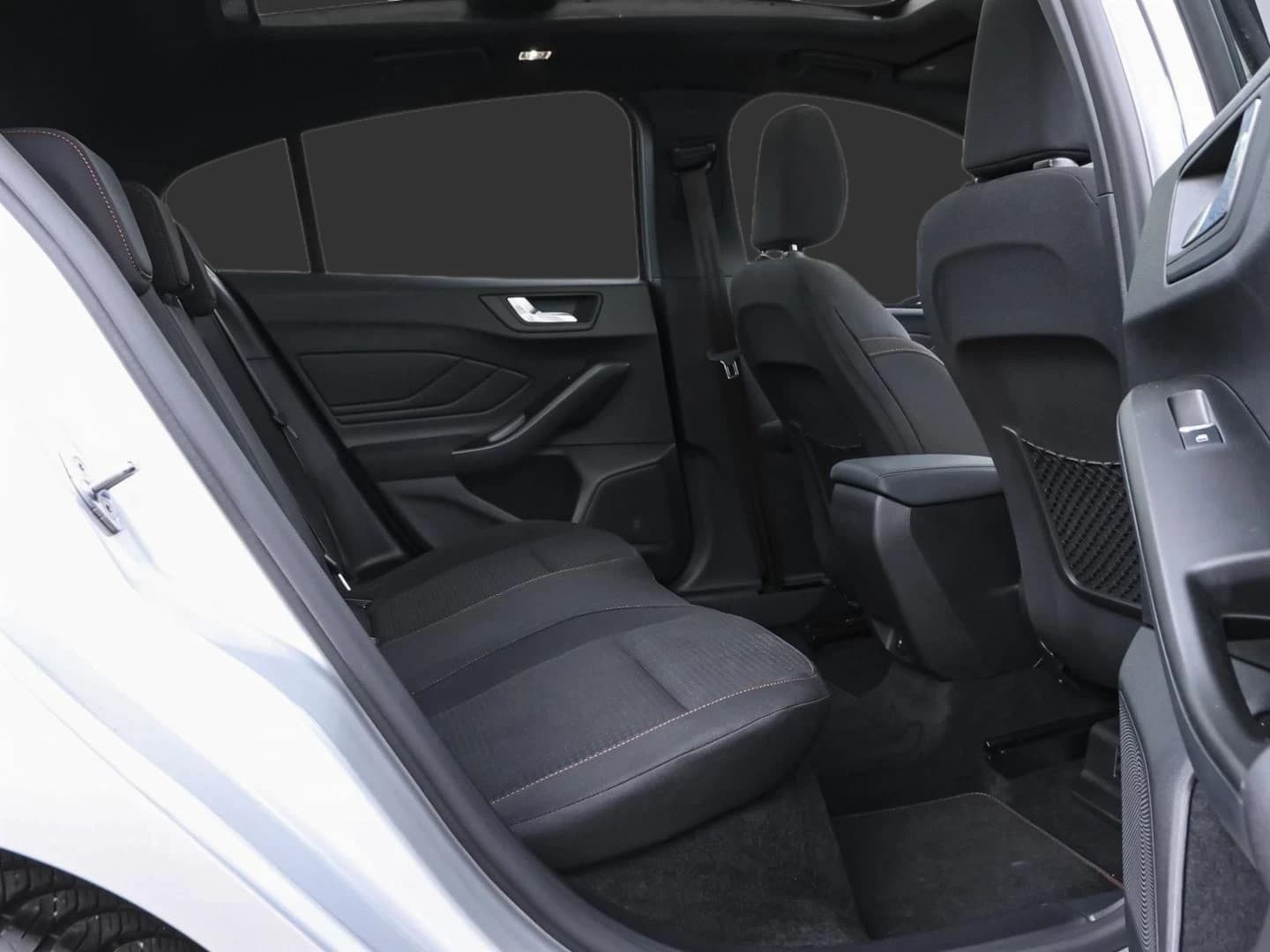 Ford Focus ST-Line X KAMERA PDC PANO — 4