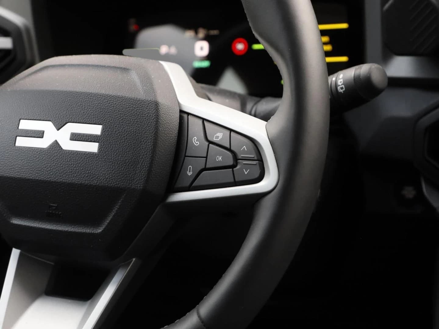 Dacia Bigster Journey HYBRID 155 NAVI SHZ PDC KLIMA BT — 7