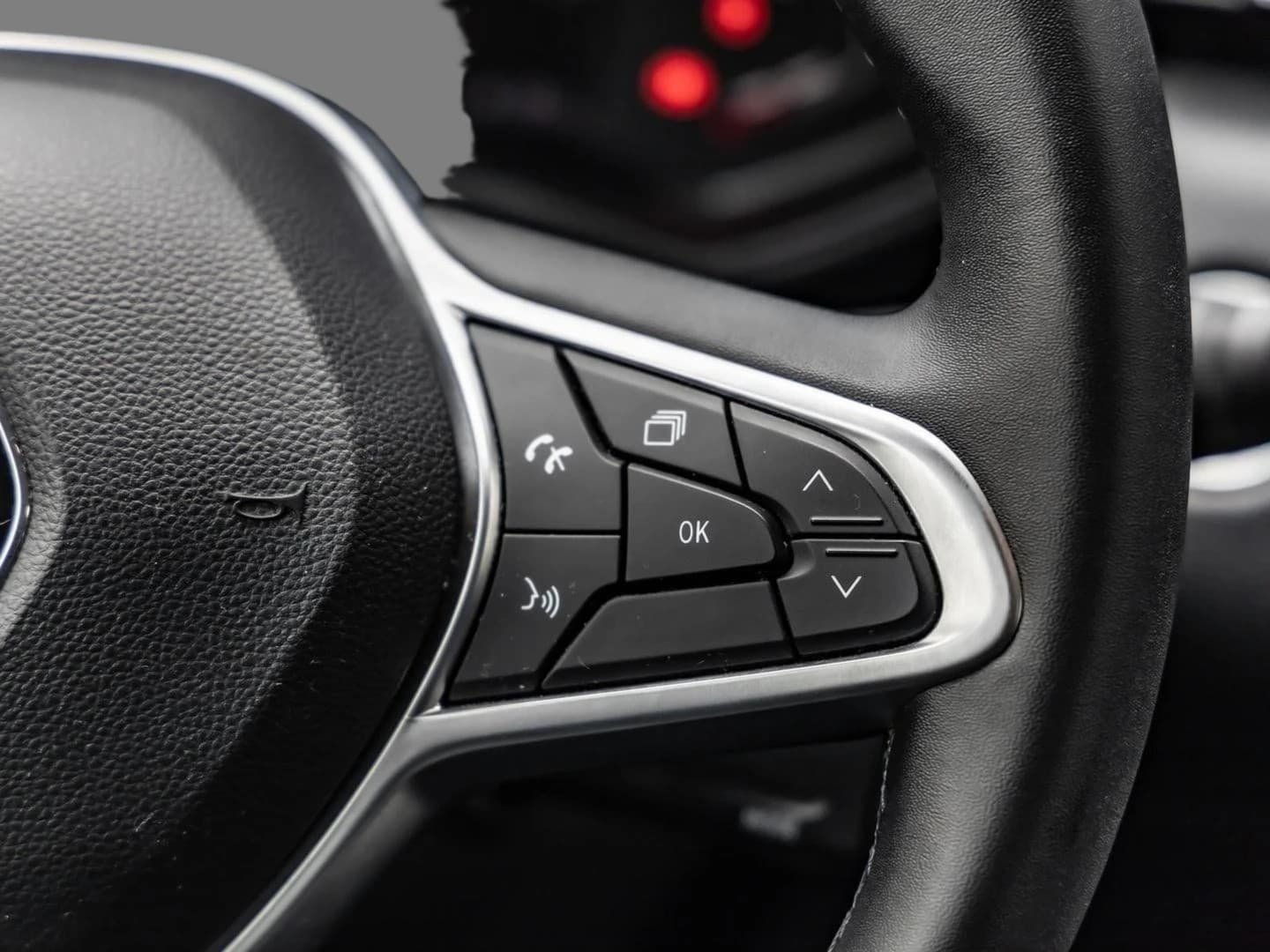 Renault Clio E-TECH 140 NAVI PDC KLIMA — 11