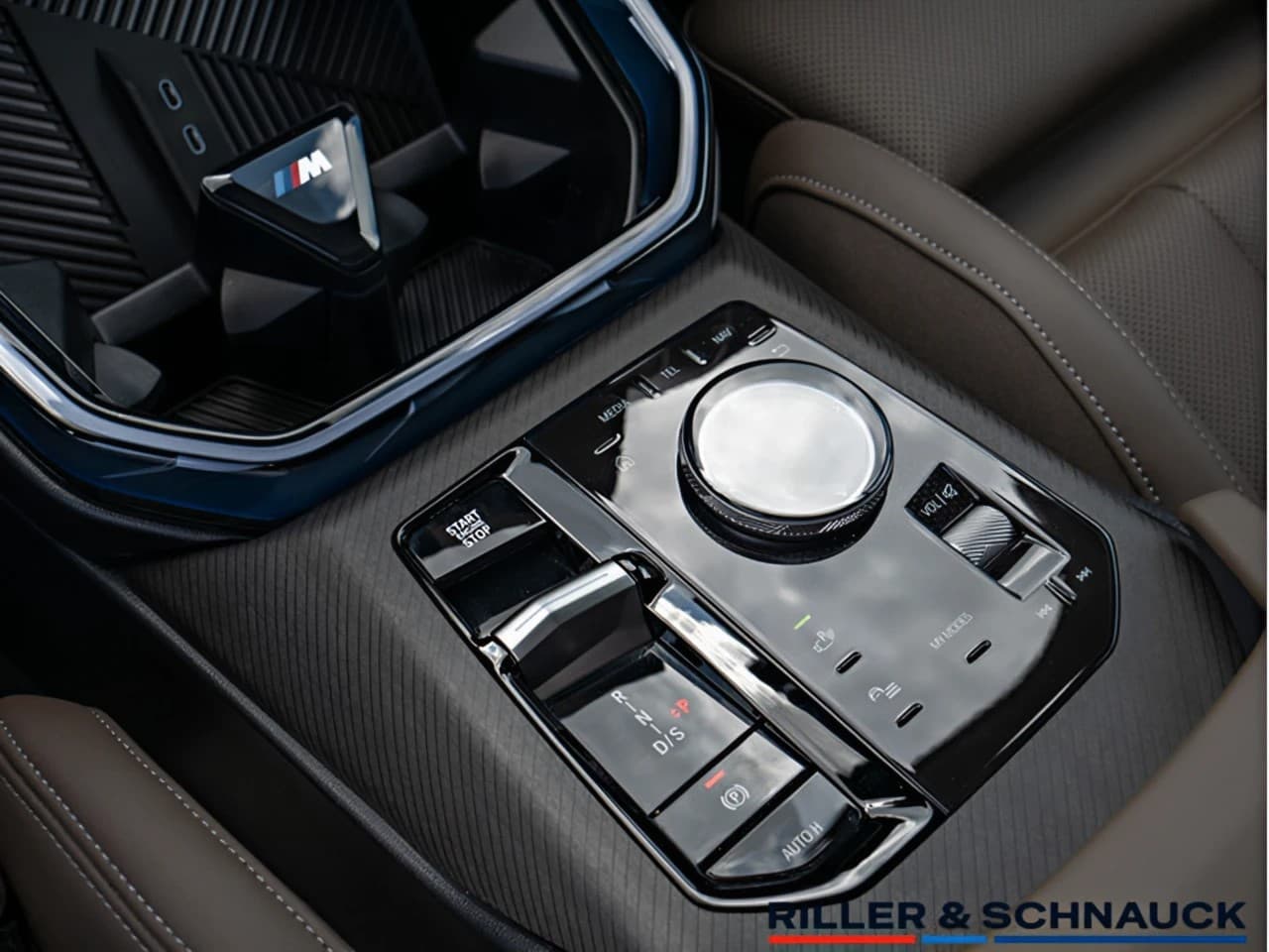 BMW X3 X3 30e xDrive M-Sport Pro — 4