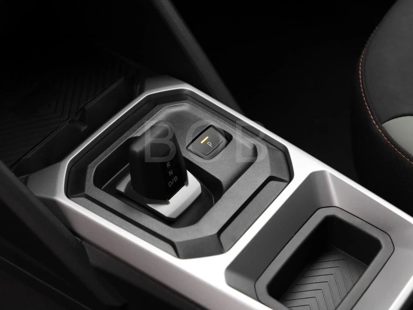 Dacia Duster Extreme HYBRID 140 NAVI SHZ PDC KLIMA — 12