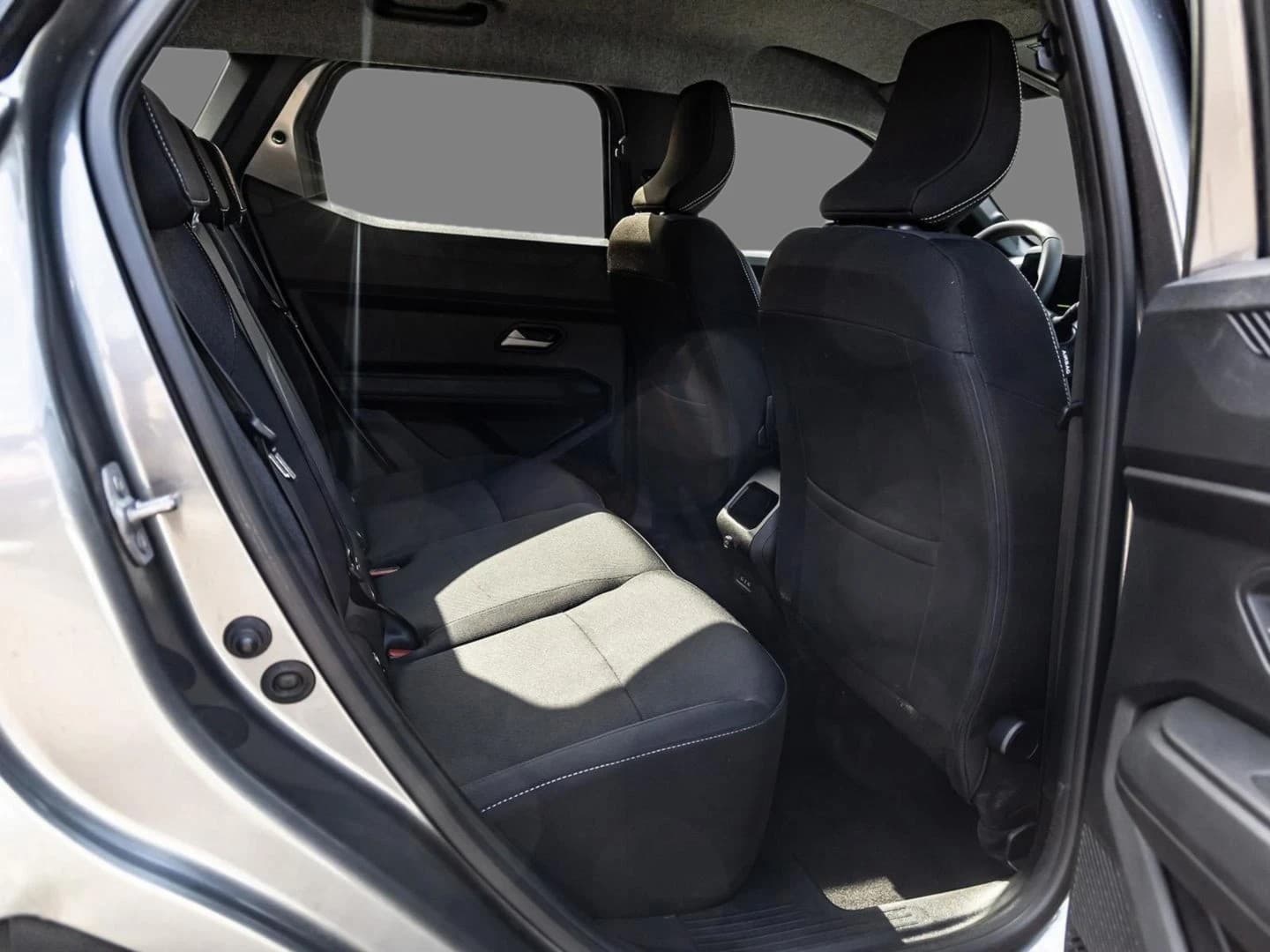 Dacia Duster III 1.6 E-TECH Hybr. 140 Journey NAVI PDC — 12