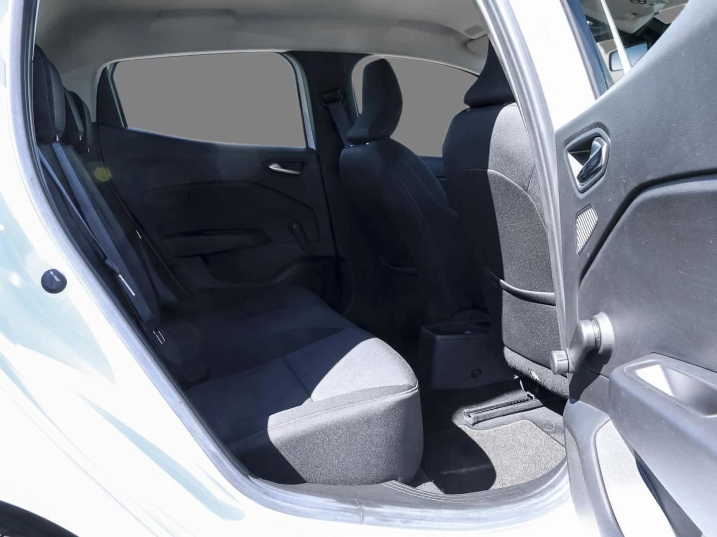 Renault Clio ZEN E-TECH NAVI KLIMA CARPLAY PDC — 4