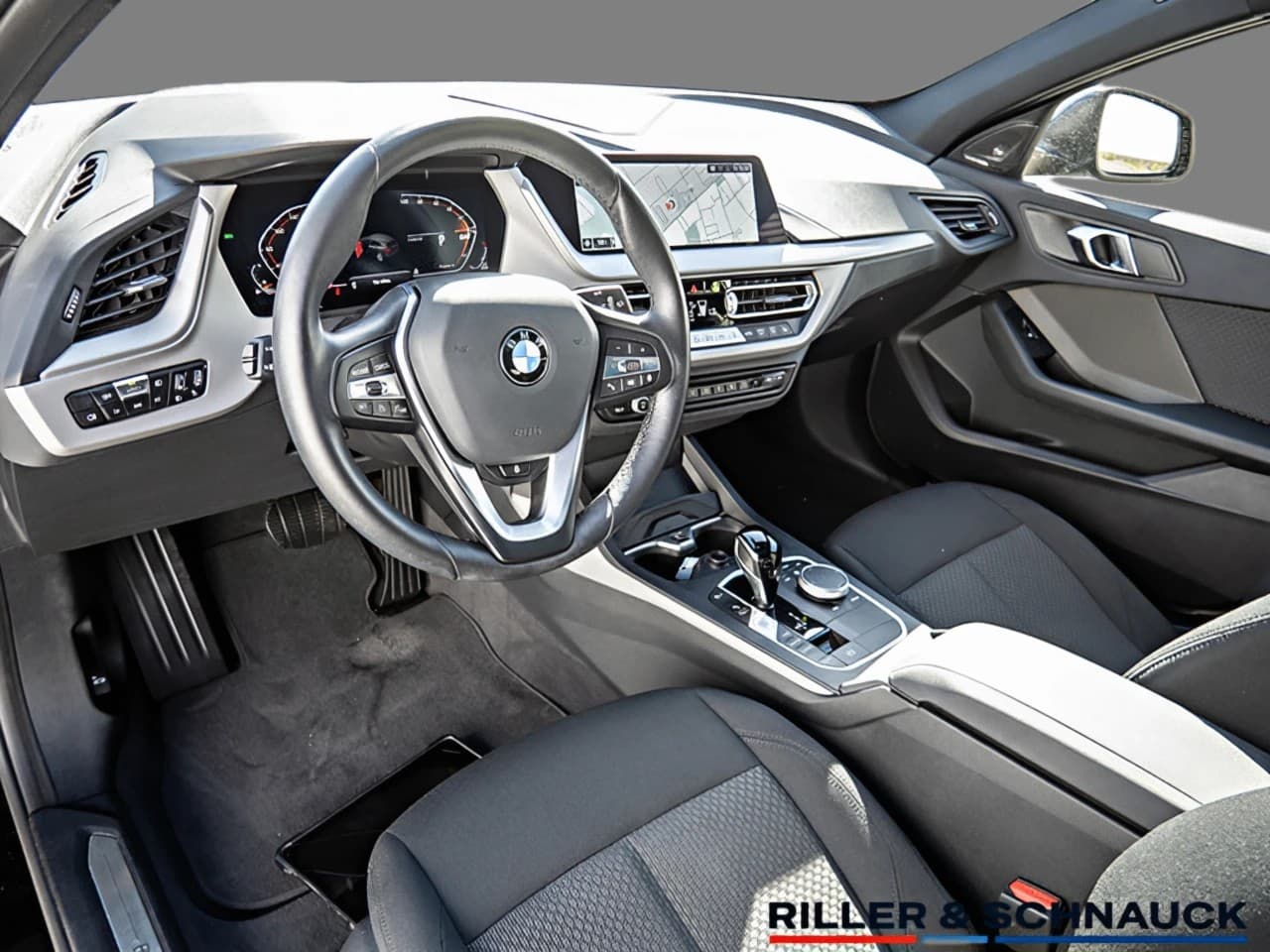 BMW 118 118i Advantage — 8