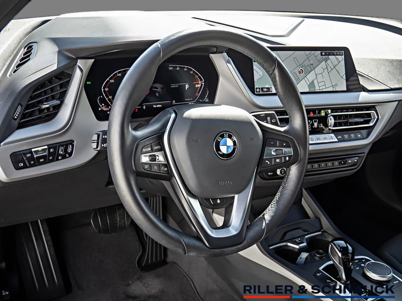 BMW 118 118i Advantage — 9