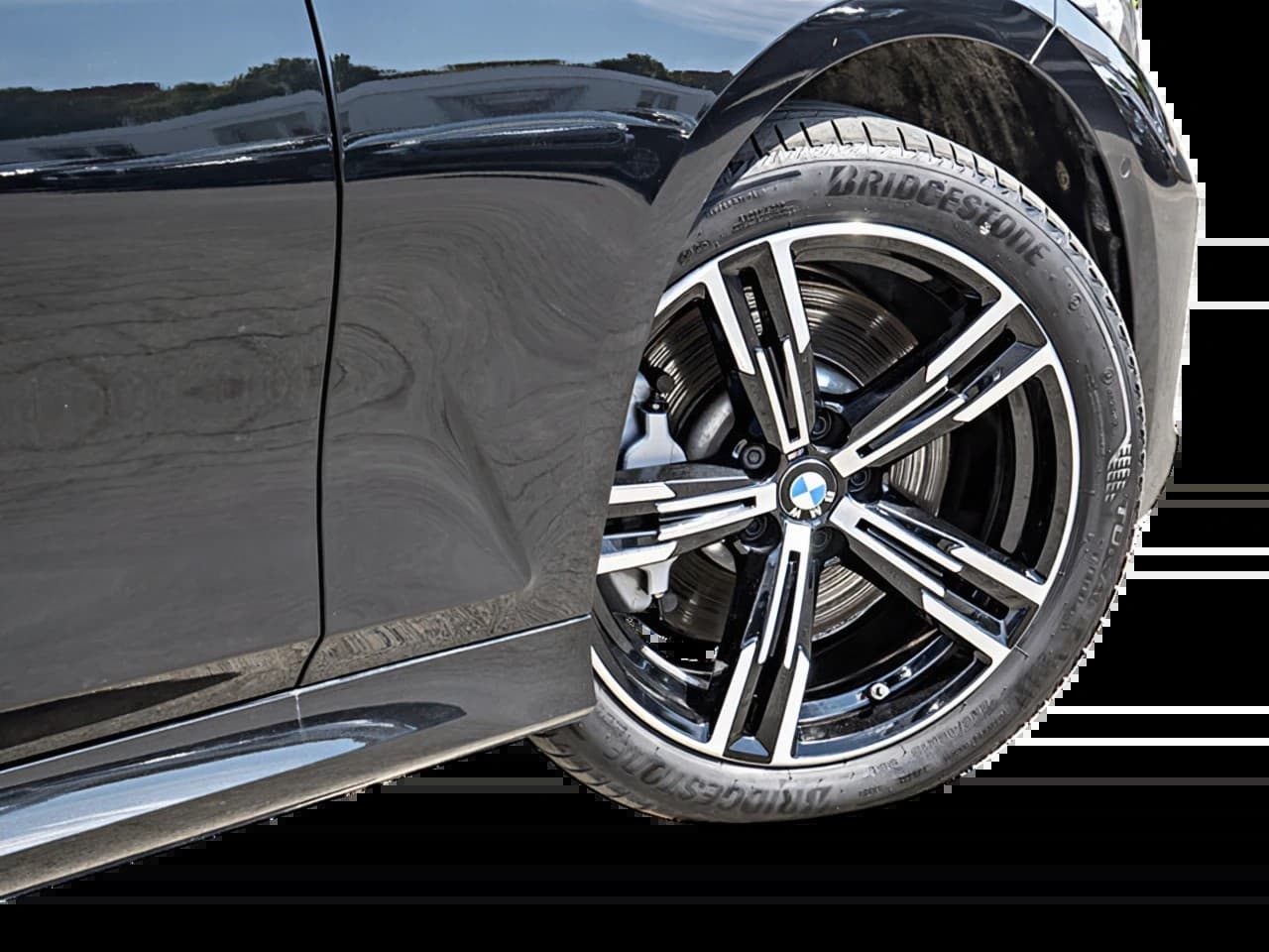 BMW 330 330i Touring xDrive M-Sport — 2