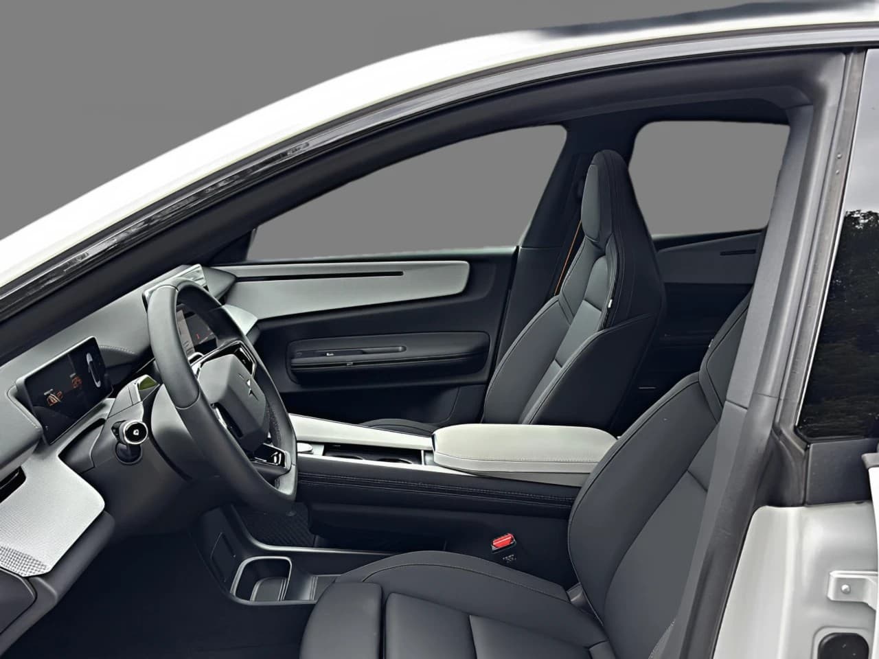 Polestar 4 Long Range Single — 10