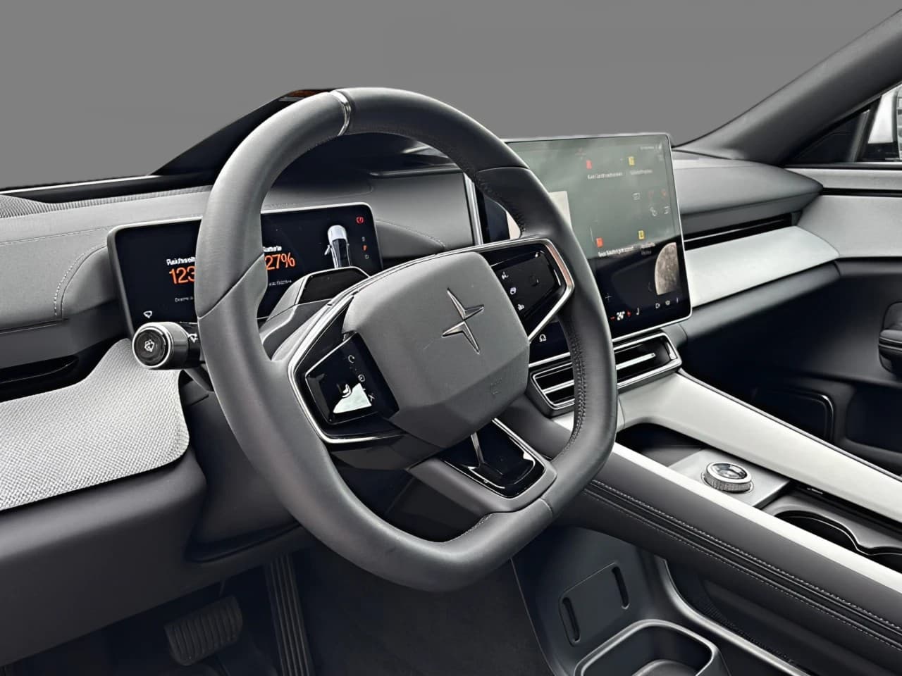 Polestar 4 Long Range Single — 11