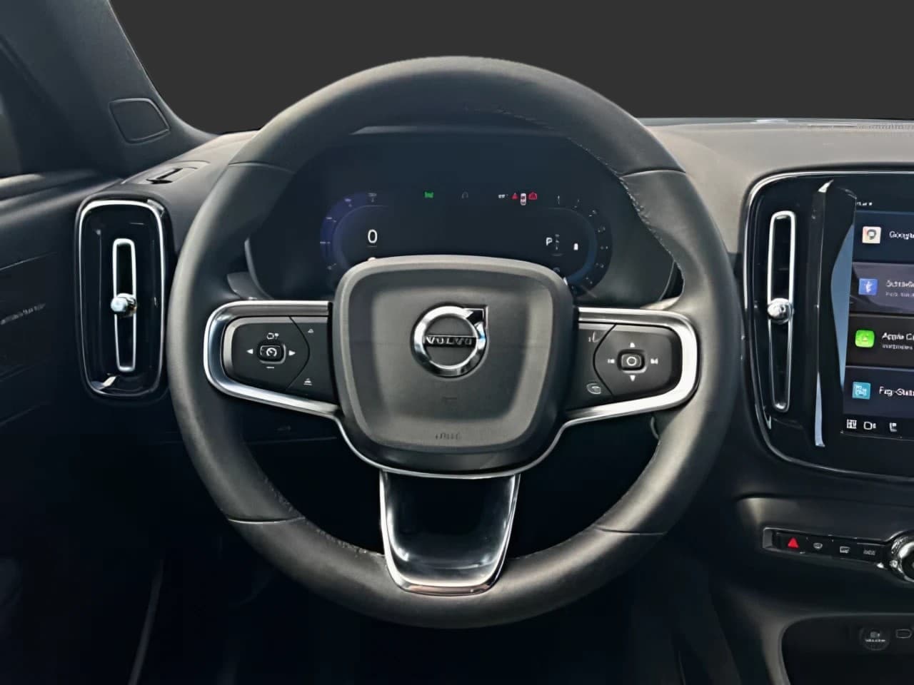 Volvo XC40 XC40 Plus Dark 2WD/Keyless/Klima/SitzHz — 15
