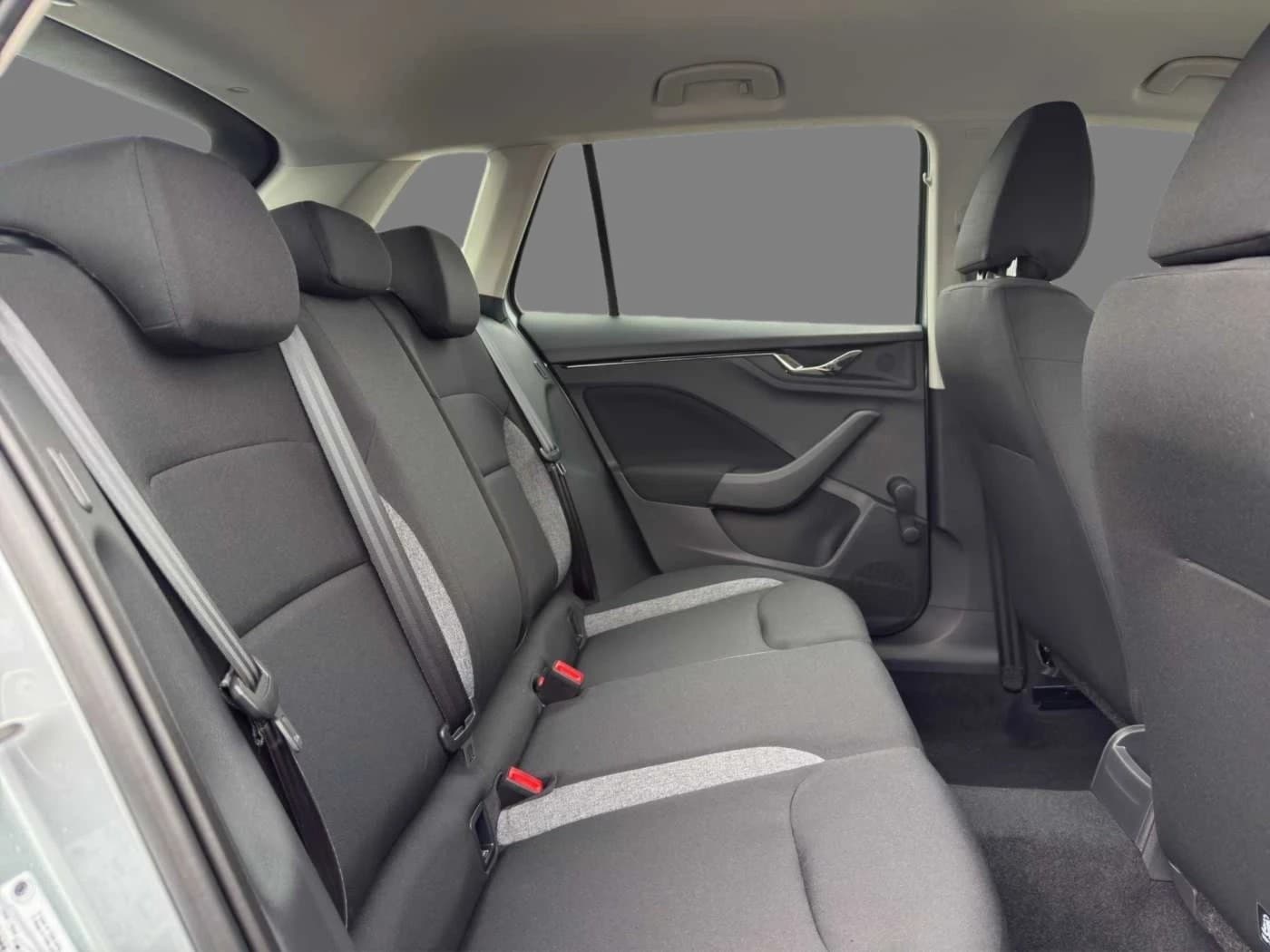 Skoda Kamiq 1.0 TSI Essence //Sitzheizung /LED/Einparkhilfe — 15