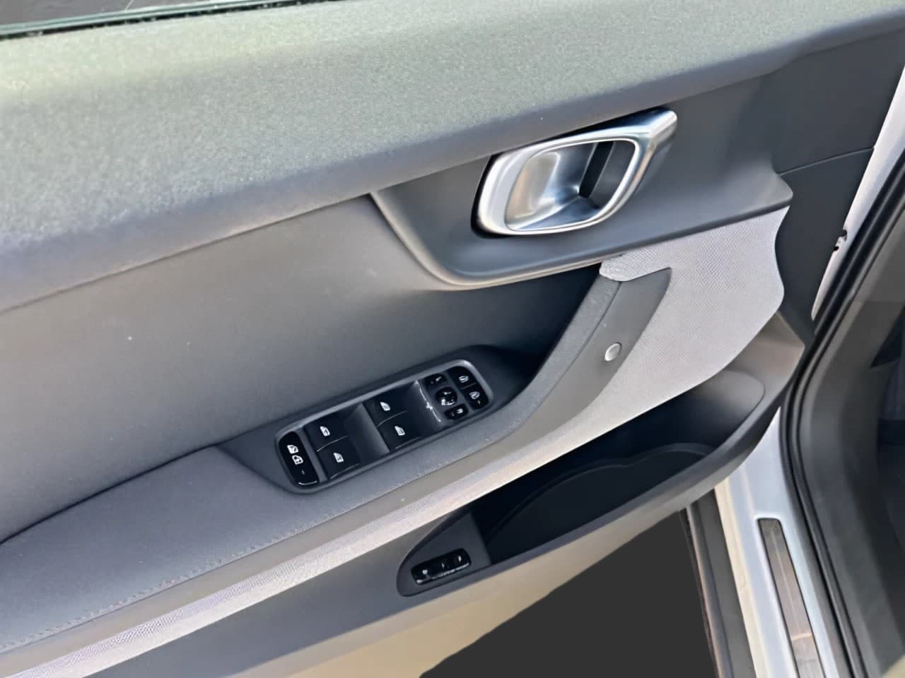Polestar 2 Long Range Dual/RFK/Keyless/SitzHz/DAB — 9
