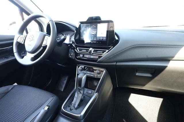 Suzuki S-Cross Comfort 1.4 MHEV Aut. Pano 360° Lede... — 9