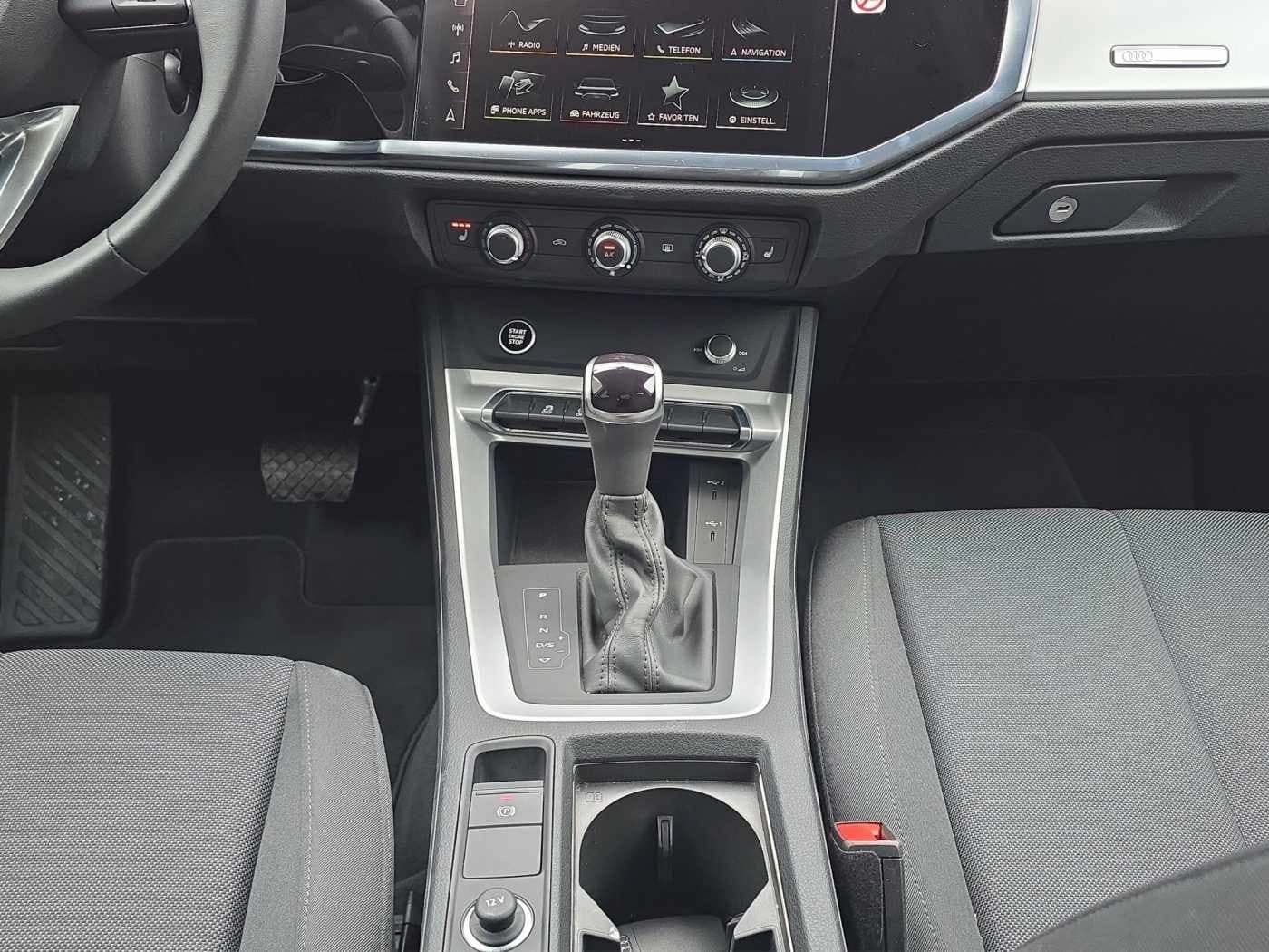 Audi Q3 Advanced el. Heckkla./Panorama — 6
