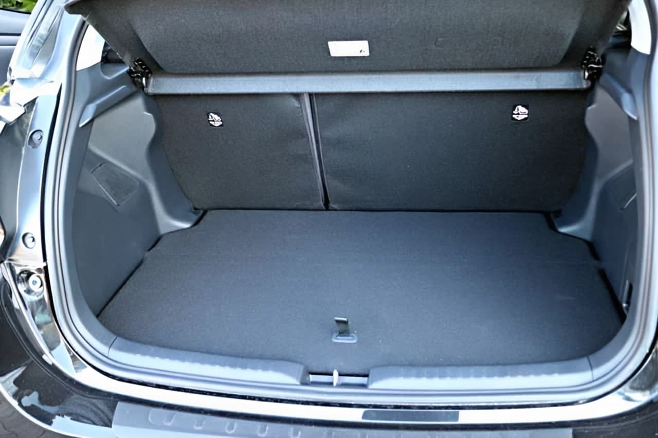 Toyota Yaris Hybrid Teamplayer mit Comfort-Paket, Toyota Relax Garantie — 4