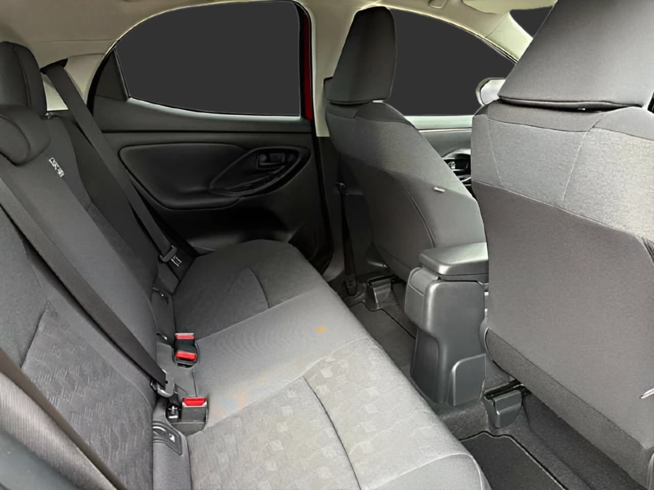 Toyota Yaris Hybrid Teamplayer — 10