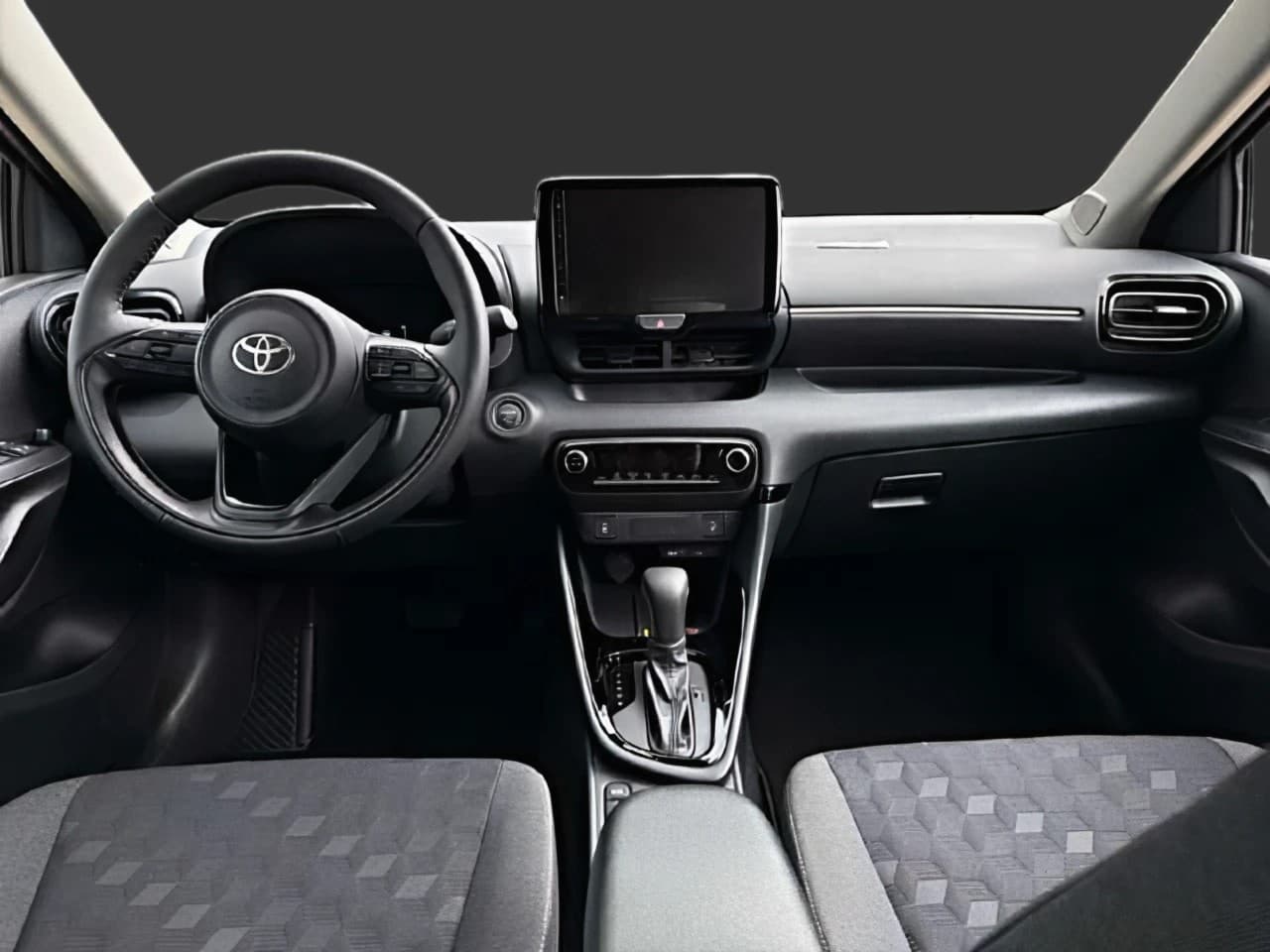 Toyota Yaris Hybrid Teamplayer — 11