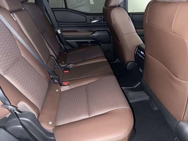 Toyota Land Cruiser 250 Mild-Hybrid Lounge Pano.dach,HUD,360°,Leder — 10