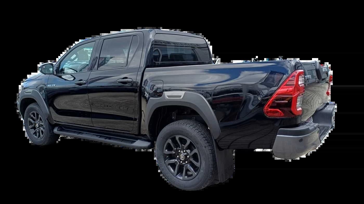 Toyota Hilux Invincible Double Cab 2.8 D-4D MildHybrid AUTOM./NAVI/KAMERA — 9