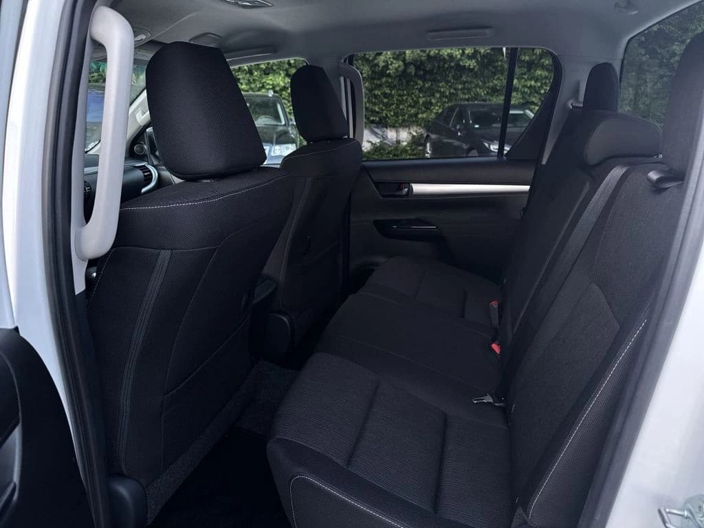 Toyota Hilux 4x4 Double Cab MHEV AT/Smart Connect/2026 — 11