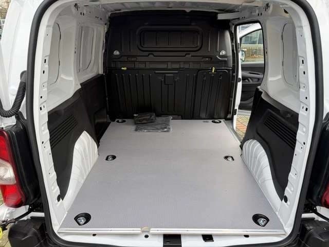 Toyota Proace City L1 1,5-l D-4D S&S Meister — 7