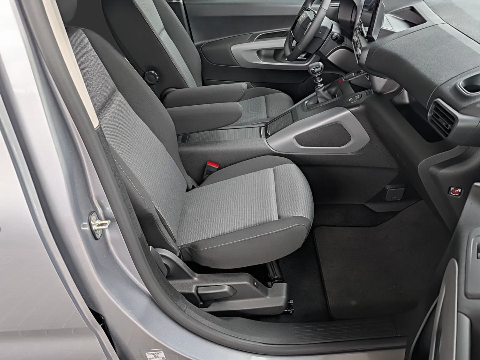 Toyota Proace City Verso 1.2 Turbo L1 Teamplayer — 7