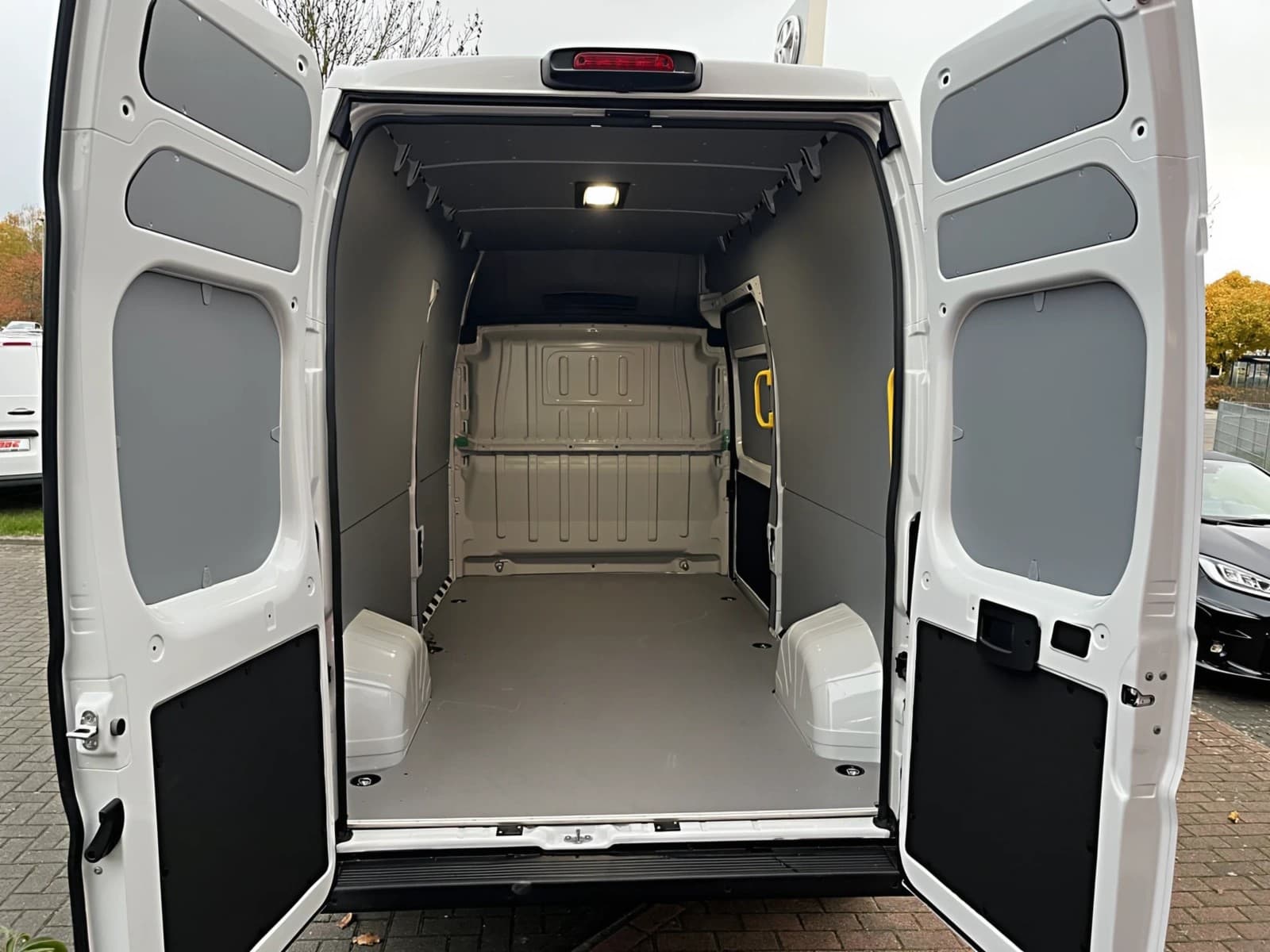 Toyota Proace Max 2.2-l-D 35 L3H3 Heavy Work — 5