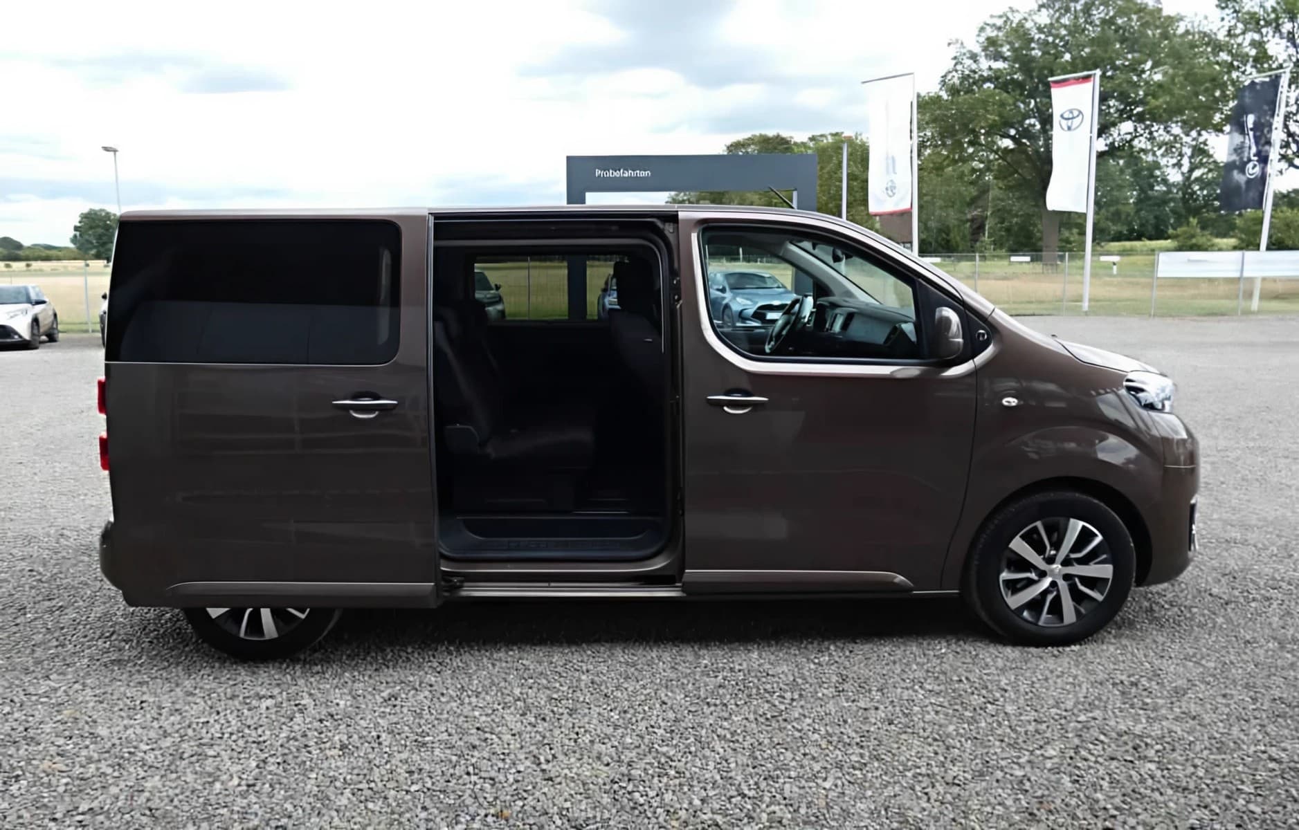 Toyota Proace Verso 2,0 L1*AT AHK Navi SHZ Kamera — 8