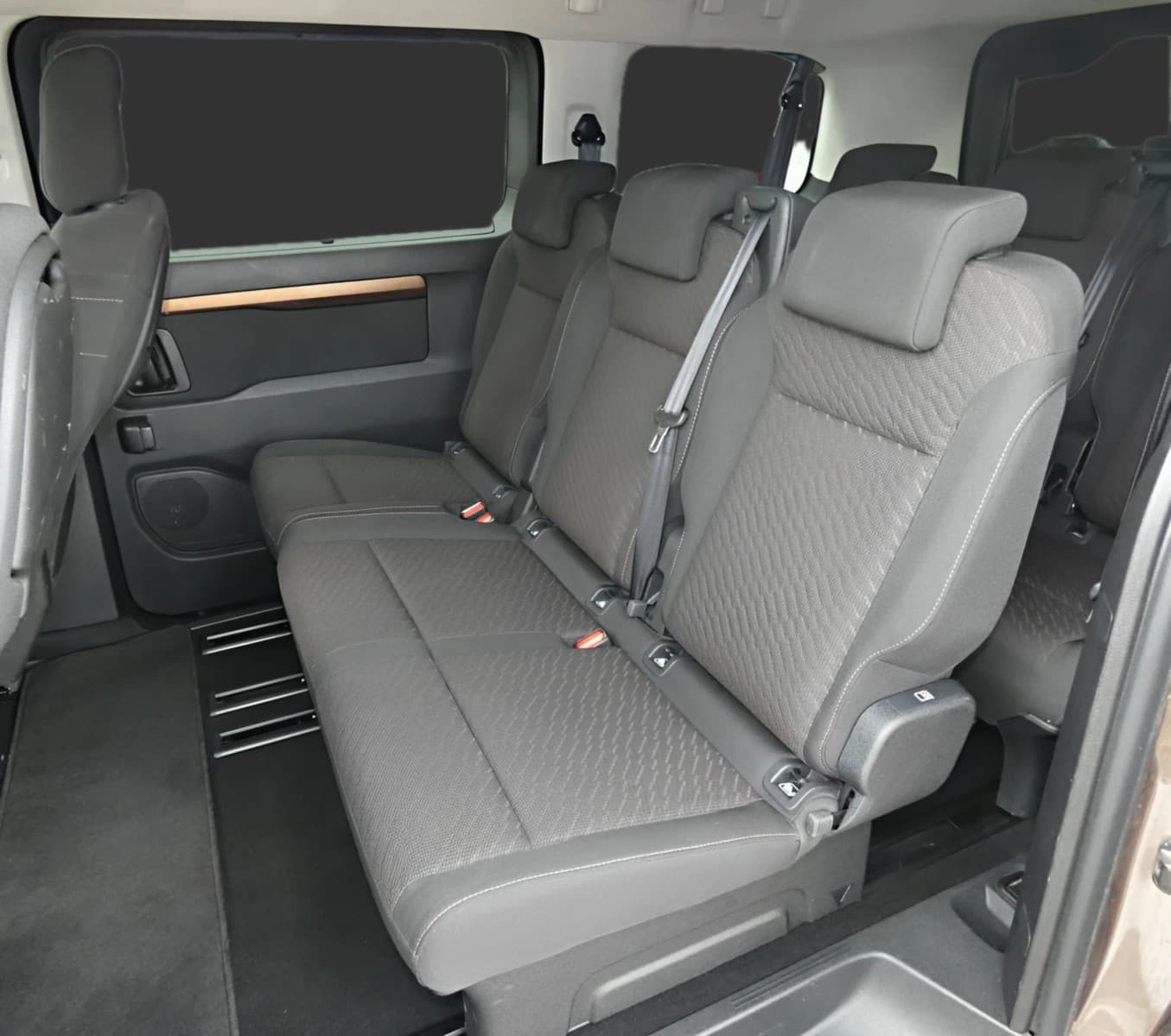 Toyota Proace Verso 2,0 L1*AT AHK Navi SHZ Kamera — 10