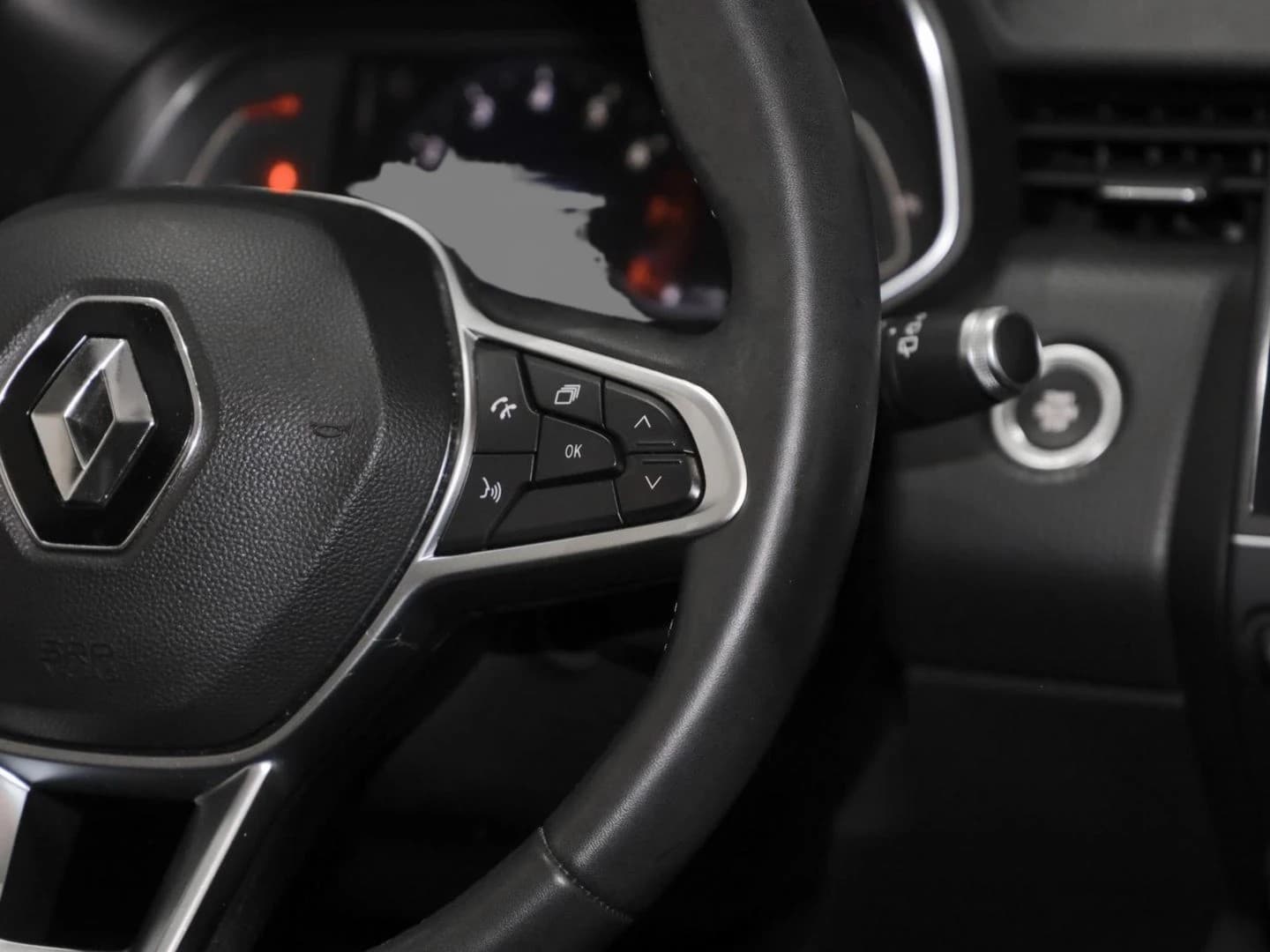 Renault Clio INTENS TCe90 RFK PDC SHA KLIMA DAB CarPlay — 8