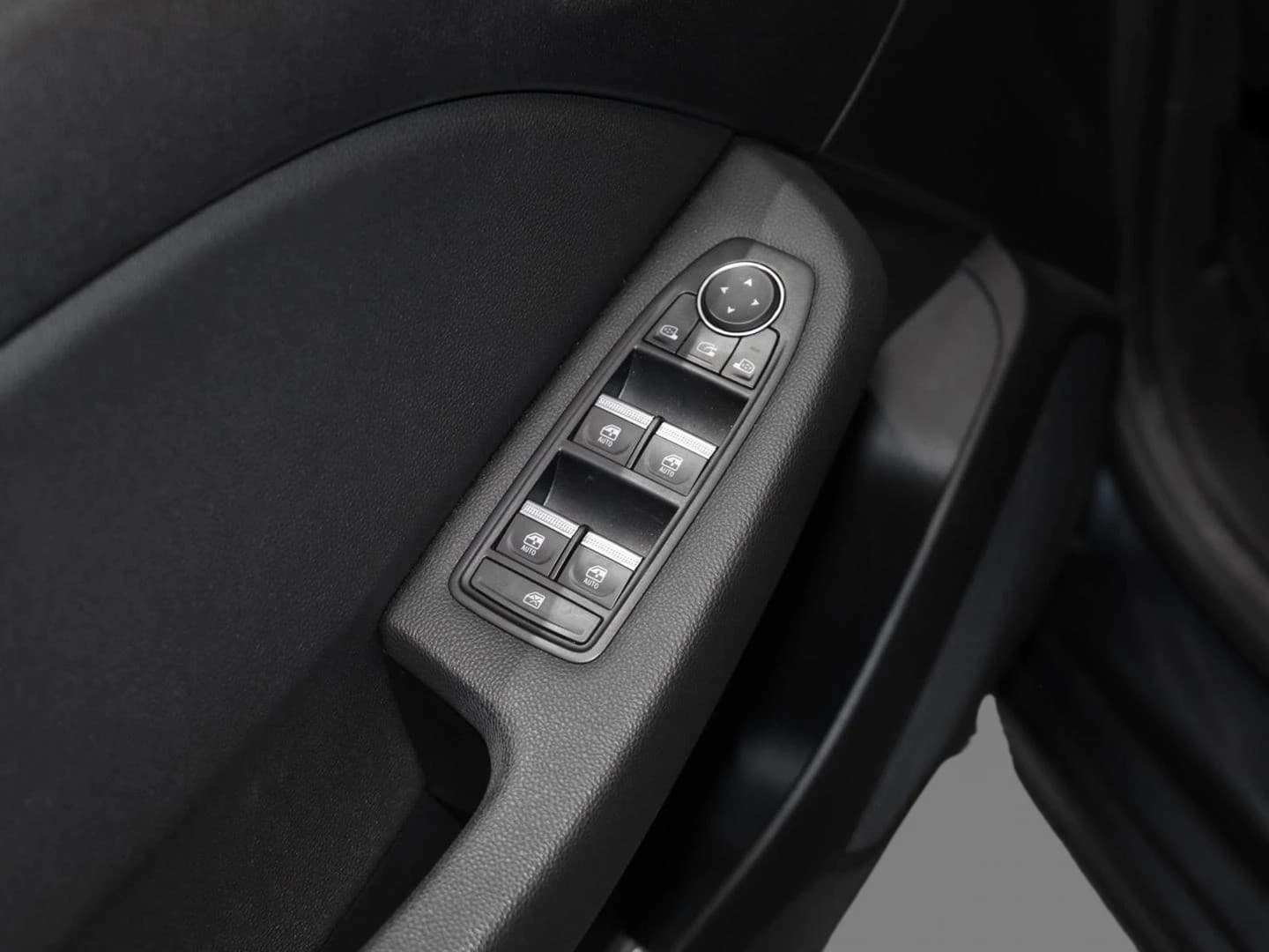 Renault Clio INTENS TCe90 RFK PDC SHA KLIMA DAB CarPlay — 12