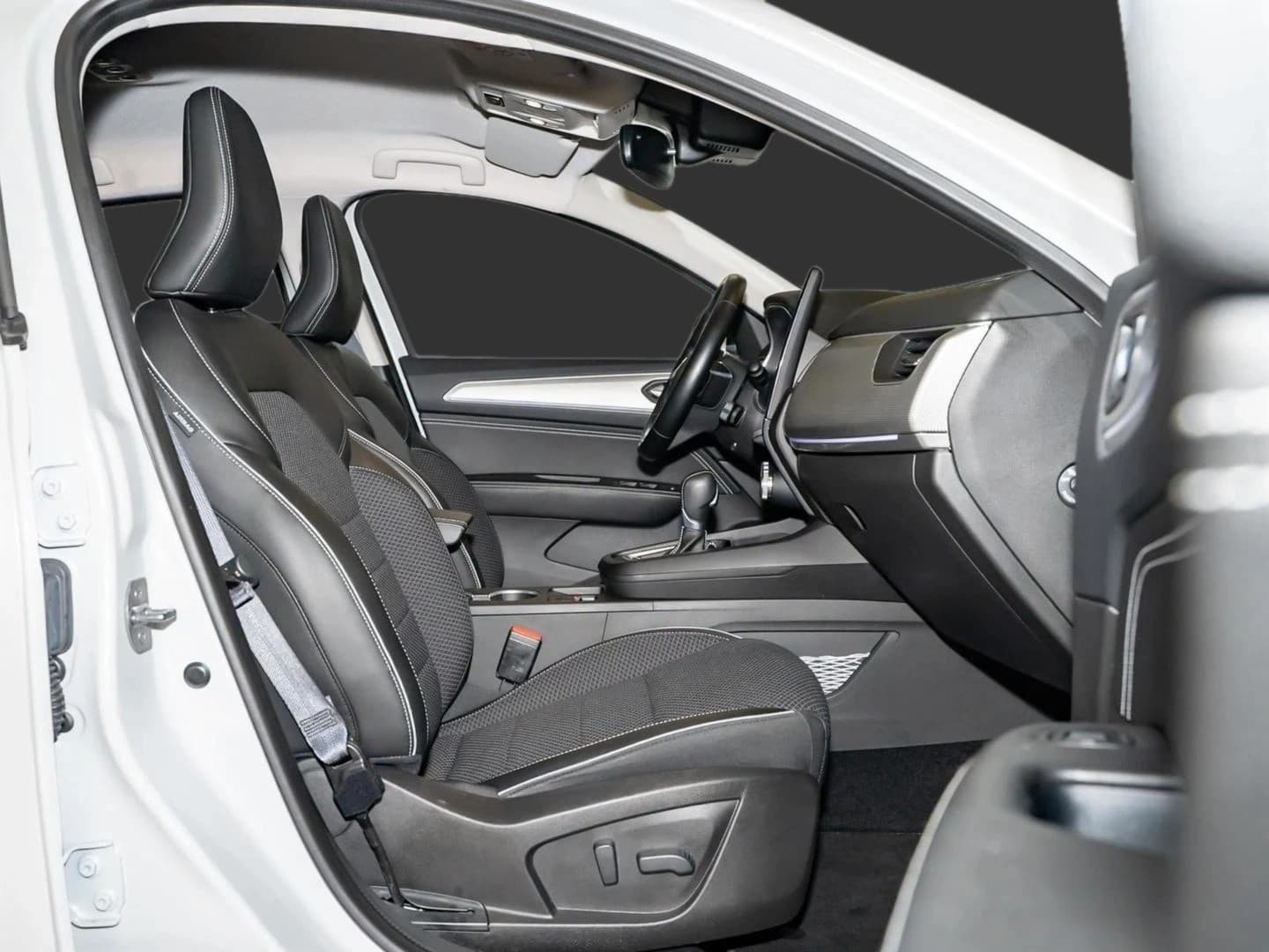 Renault Arkana E-TECH Hybrid 145 Techno SHZ LKHZ Allwett — 4