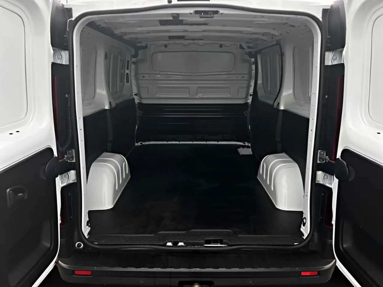 Renault Trafic Kasten L1H1 2,8t Komfort/LED/Klima — 13