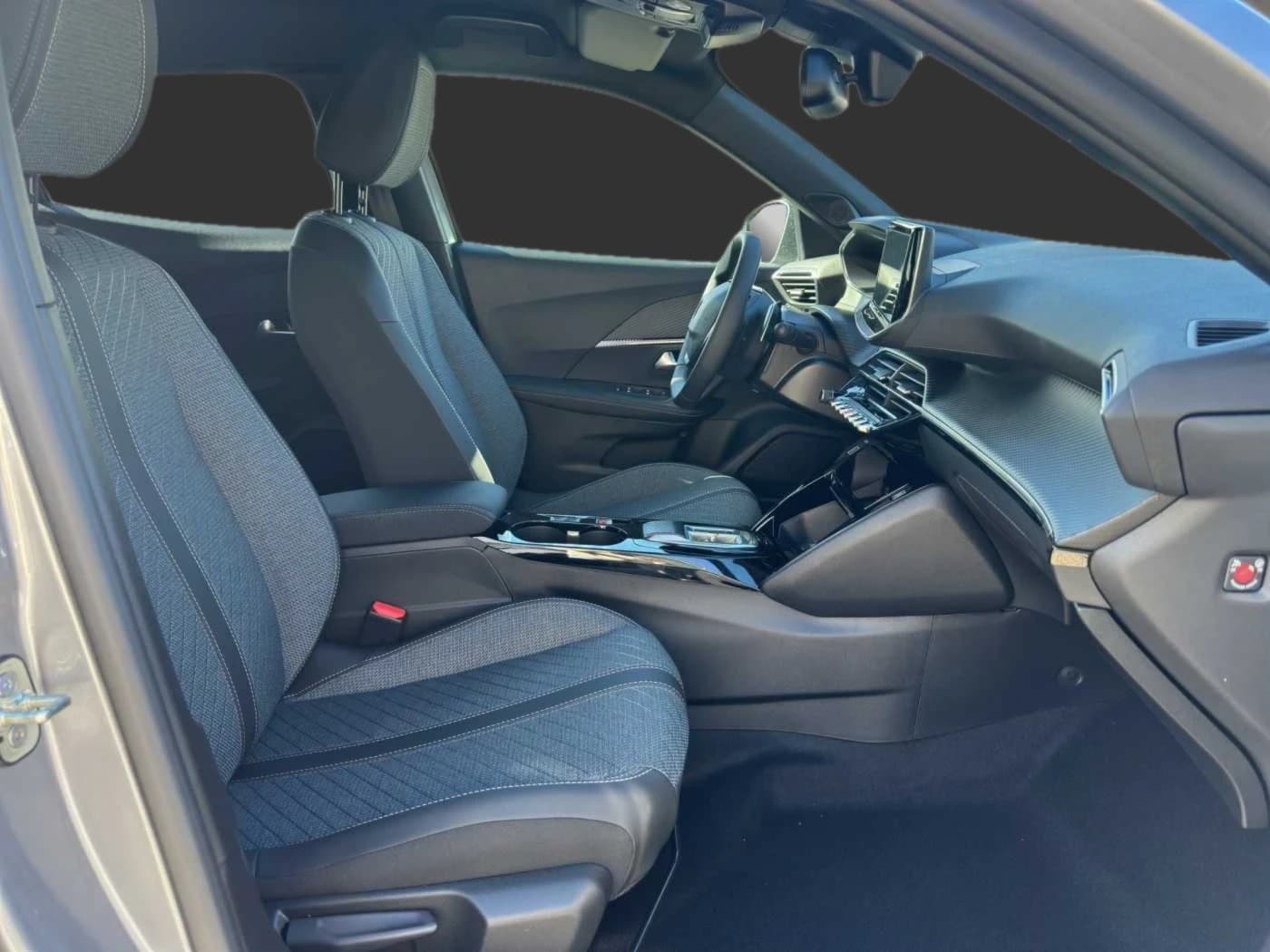 Peugeot 2008 Allure // ACC/Kamera 360°/LED/SHZ — 9