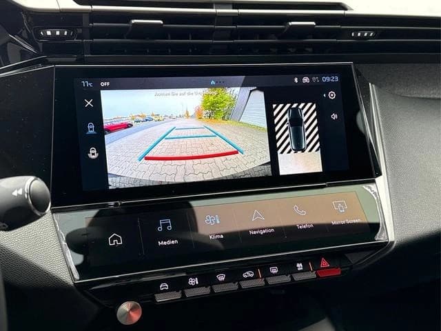 Peugeot 308 Allure SHZ KAMERA NAVI KEYLESS ACC 17 LM ... — 12