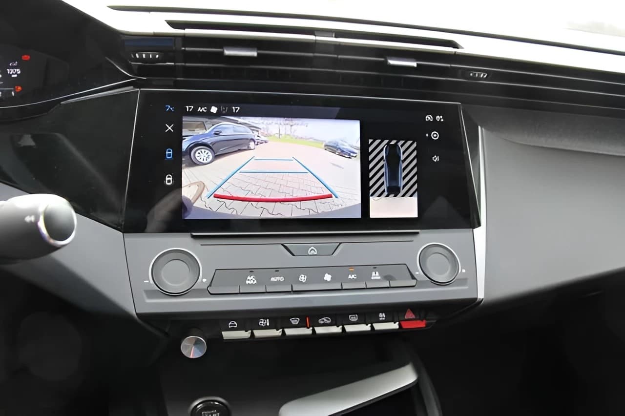 Peugeot 408 Mild Hybrid 145PS Allure AdaptivTempomat — 5
