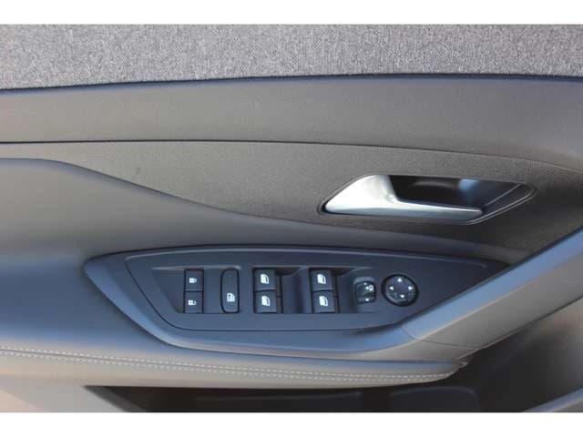 Peugeot 408 ALLURE AUTOMATIK, LED, NAVI, ACC, 360°KAMERA, BEH. — 9