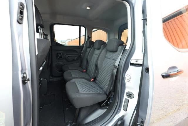 Peugeot Rifter GT M1 AT Pano Keyl Nav Kam 2xPDC ACC T... — 10