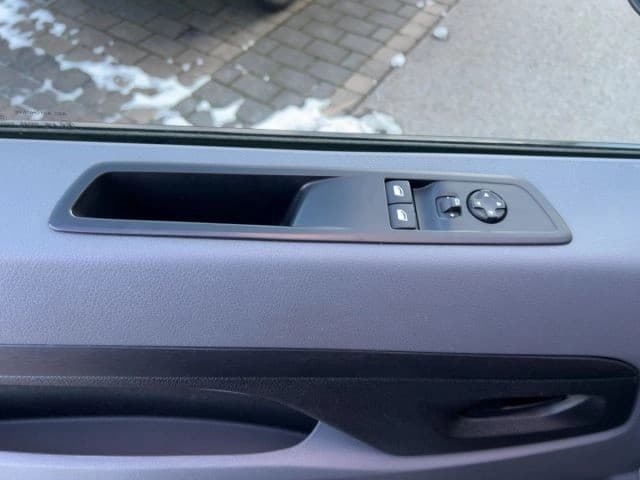 Peugeot Expert L2 1.5 BlueHDi 120 S&S — 9