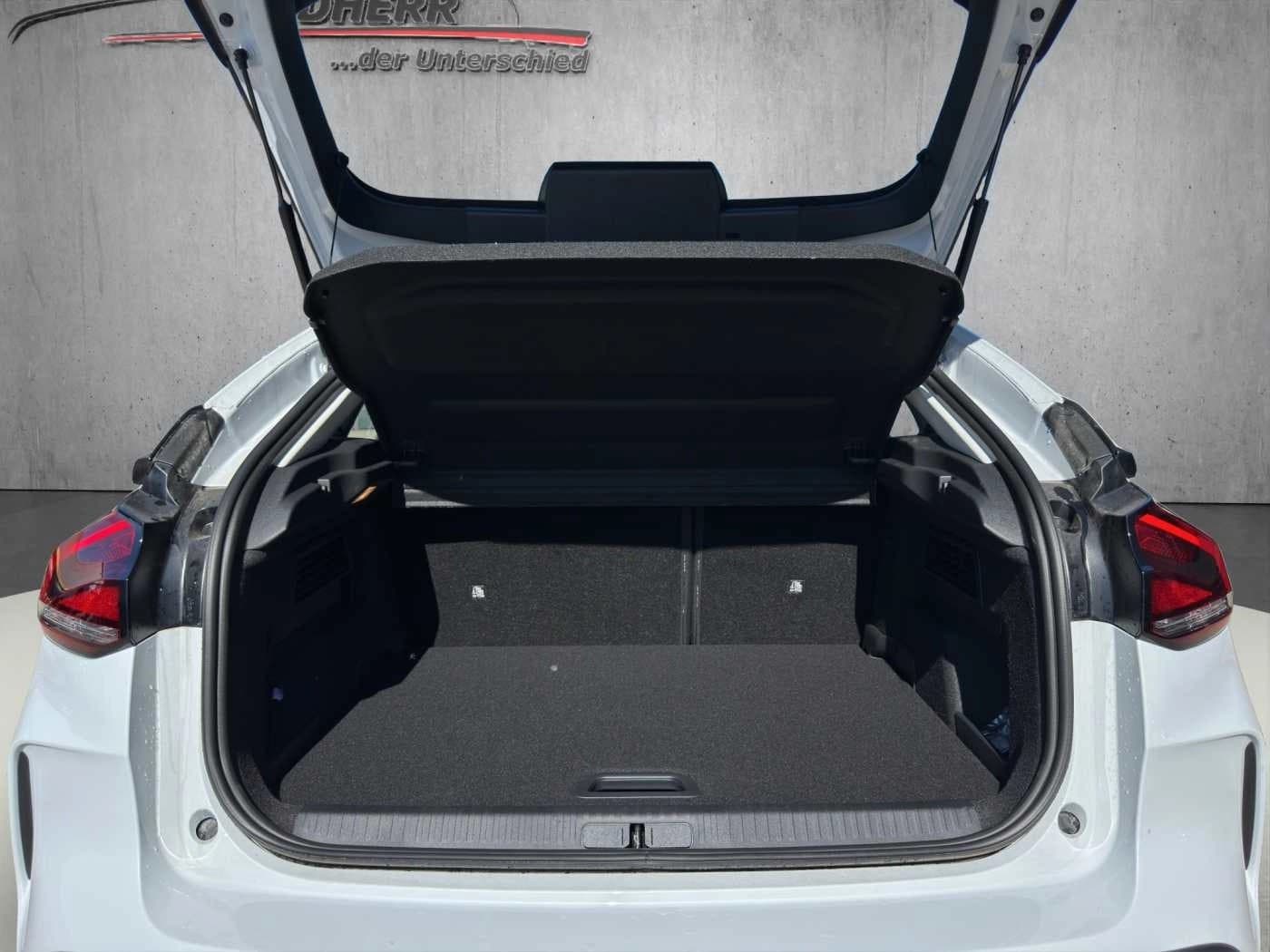 Citroen C4 C4 1.2 Plus Teilleder/Navi/Kamera — 14