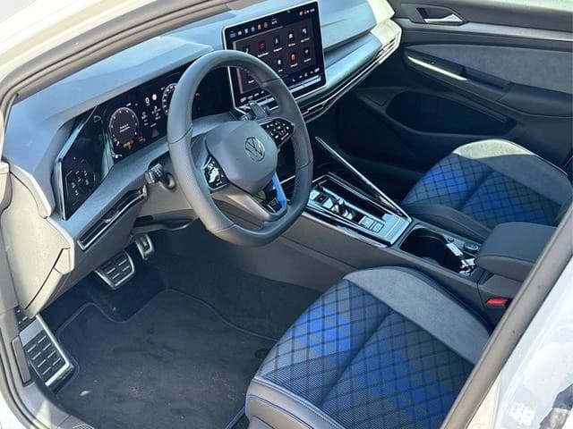 Volkswagen Golf R 4x4 PANO MATRIX HUD HARMAN NAVI 360 KA... — 9