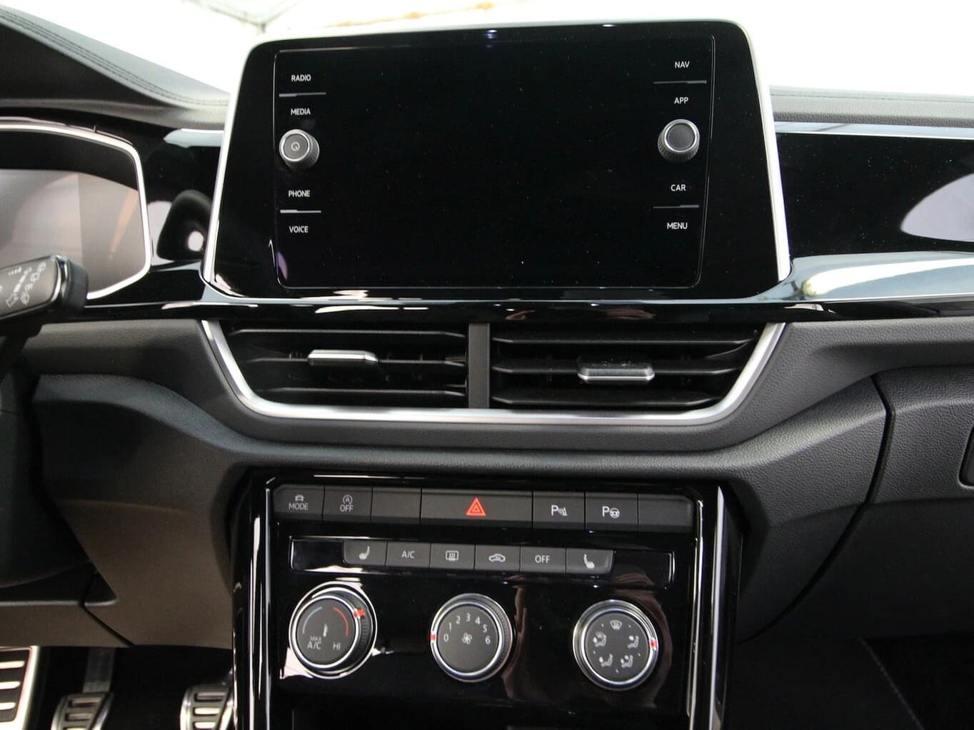 Volkswagen T-Roc TSI R-Line LED ACC SITZHEIZUNG... — 13