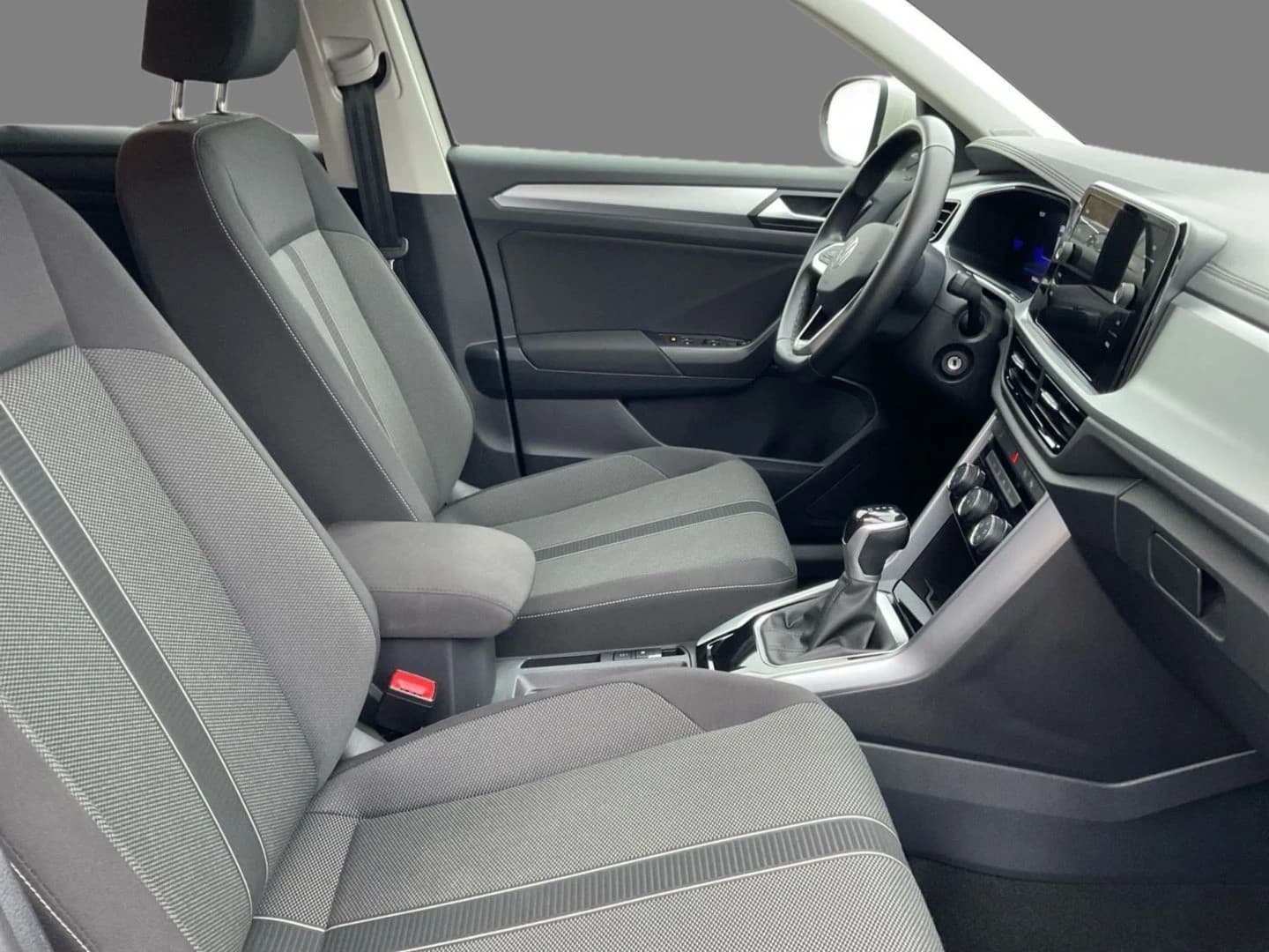 Volkswagen T-Roc 1.5 TSI DSG Life LED/PDC/AHK — 15