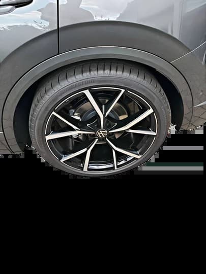 Volkswagen Touareg 3.0 TDI 210 kW 4Motion R-Line Final Edition BlackStyle Panorama Dynaudio — 11