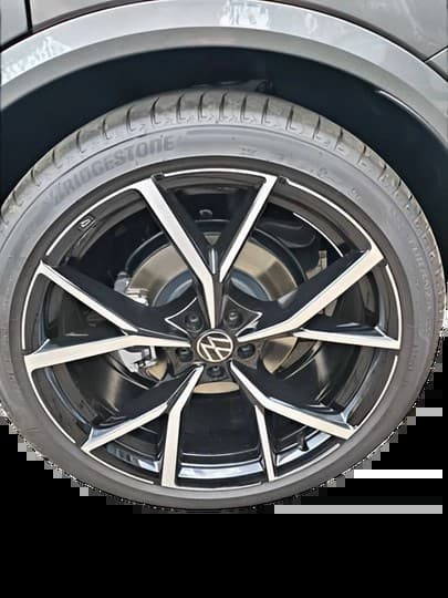 Volkswagen Touareg 3.0 TDI 210 kW 4Motion R-Line Final Edition BlackStyle Panorama Dynaudio — 12